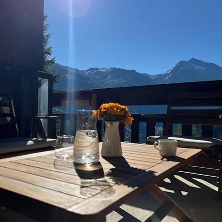 Cosy Ski Chalet In * 格里门茨